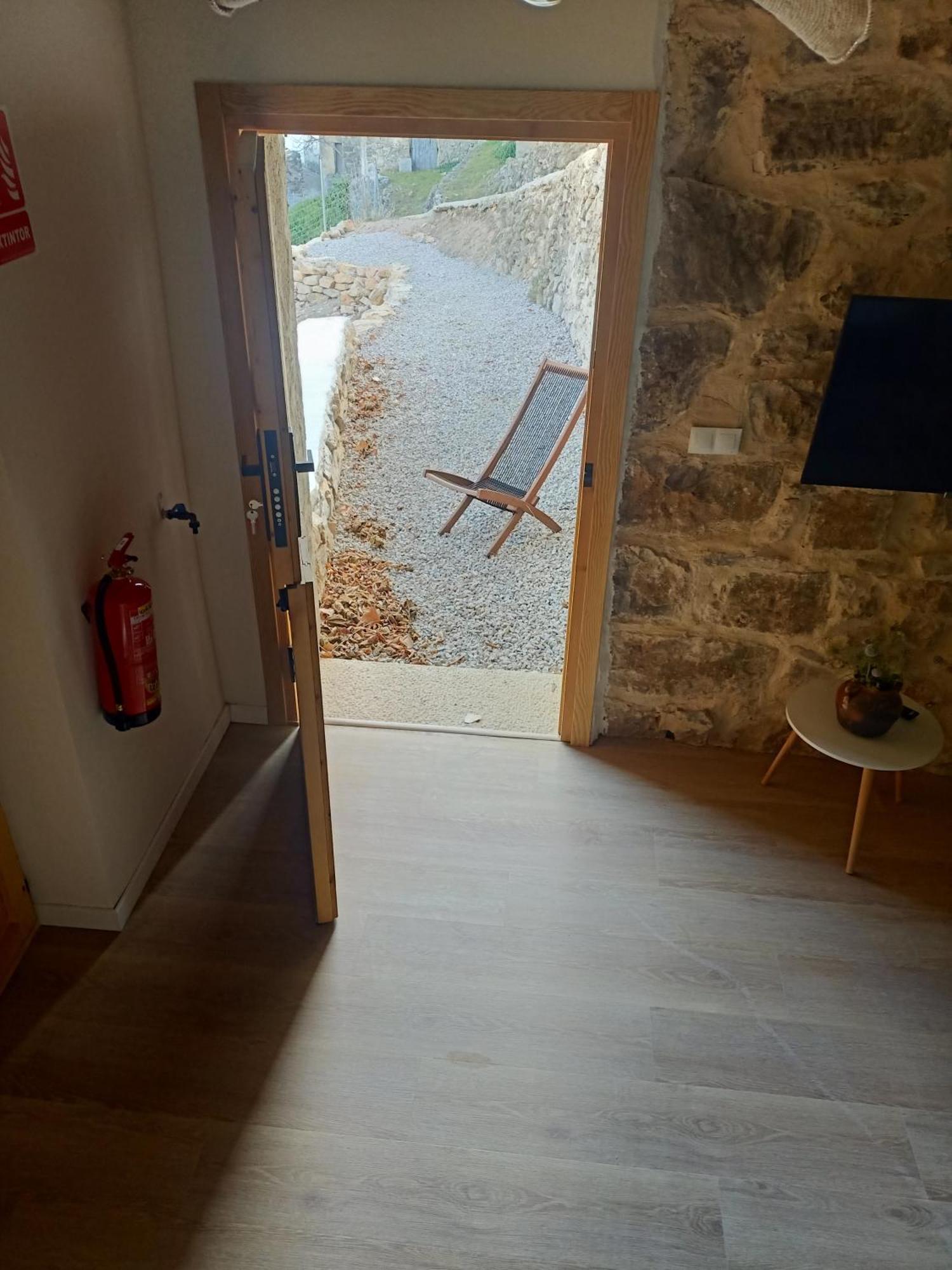 Cara Norte , Casa Rural-Castillo De Villamalefa Eksteriør billede